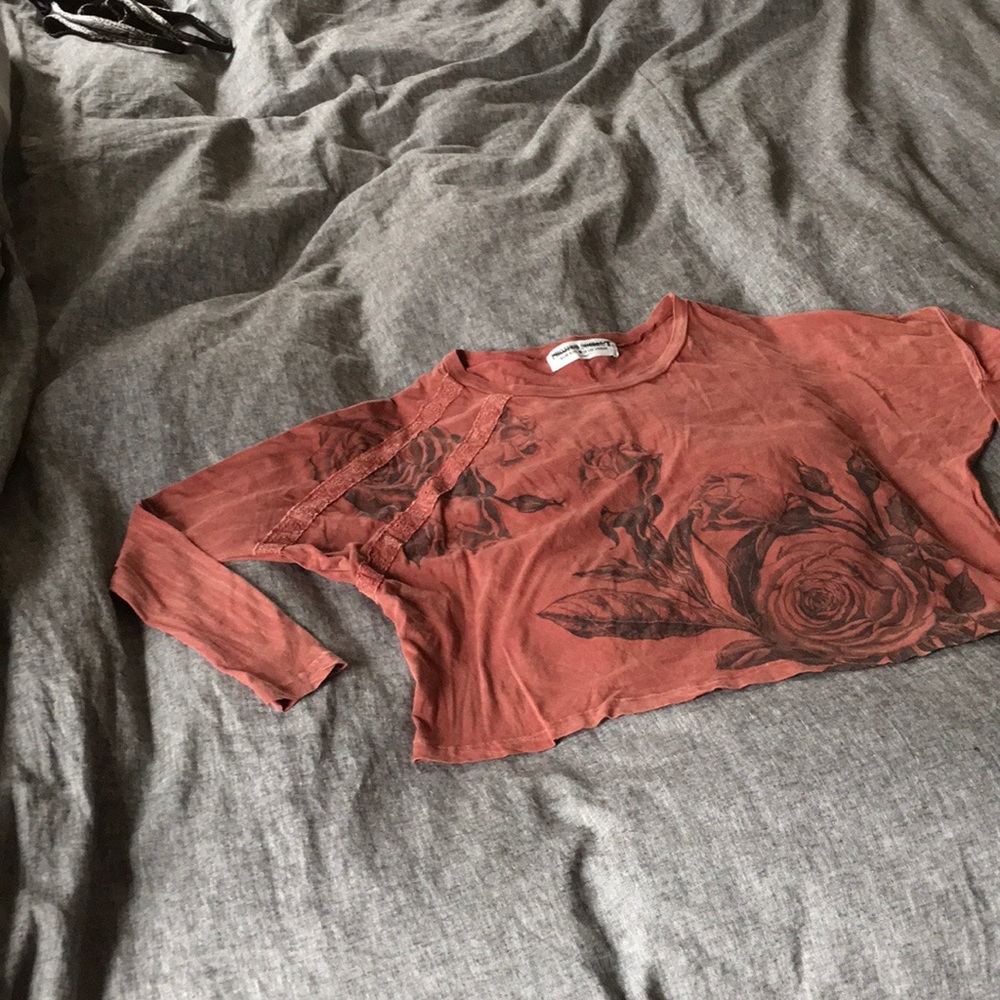 Project social t size small